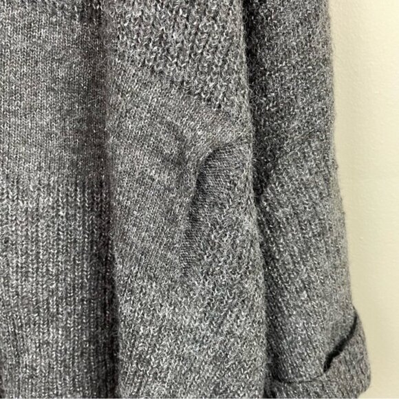 Anthropologie Akemi + Kin One Size Shrug Sweater - Picture 2 of 6